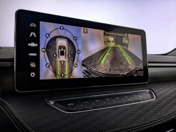 Haval Jolion I с пробегом 2023 года, цена 1 825 000 рублей, 82300 км, внедорожник, Автокод Объявления