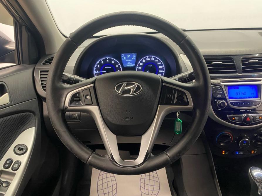Hyundai Solaris I Санкт-Петербург  - изображение 11