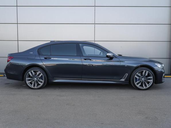 BMW 7 серии VI (G11/G12) с пробегом 2018 года, цена 4 398 000 рублей, 163408 км, седан, Автокод Объявления