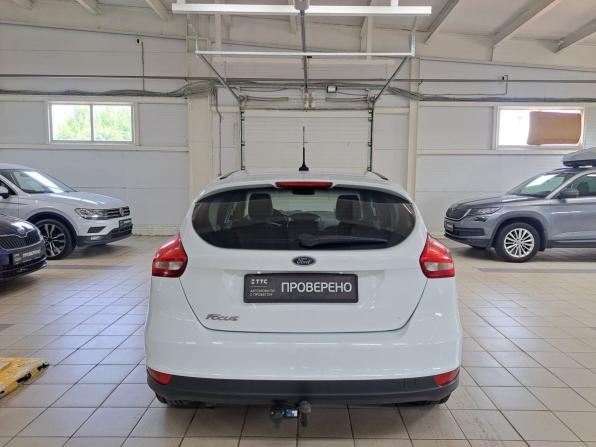 Ford Focus III Рестайлинг с пробегом 2018 года, цена 955 000 рублей, 213266 км, хэтчбек, Автокод Объявления