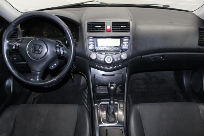 Honda Accord VII Рестайлинг с пробегом 2007 года, цена 730 000 рублей, 427349 км, седан, Автокод Объявления
