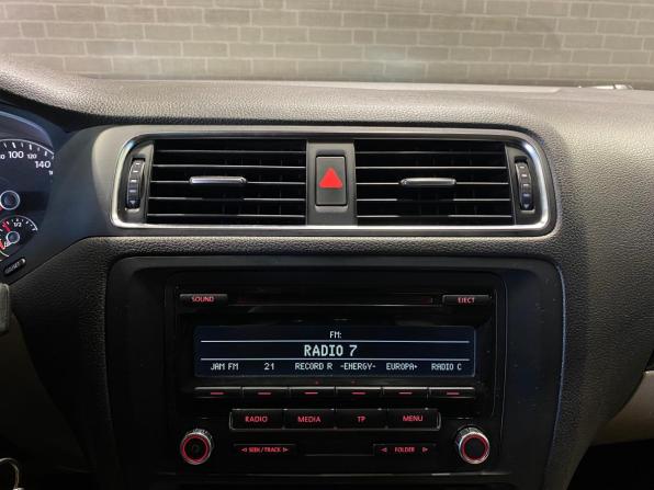 Volkswagen Jetta VI с пробегом 2012 года, цена 979 000 рублей, 224593 км, седан, Автокод Объявления