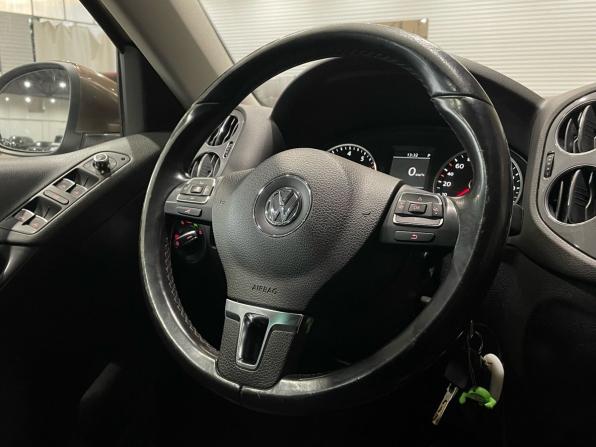 Volkswagen Tiguan I Рестайлинг с пробегом 2014 года, цена 1 350 000 рублей, 232720 км, внедорожник, Автокод Объявления