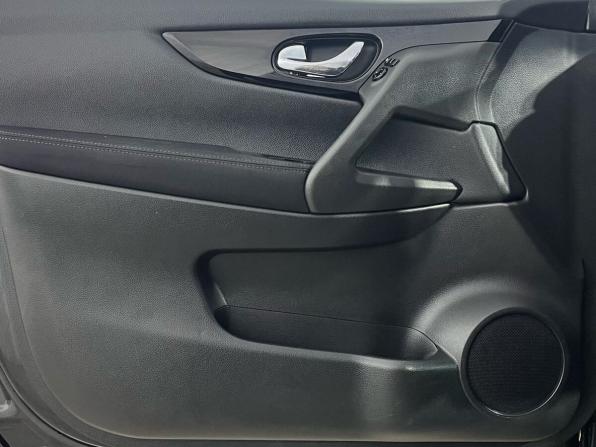 Nissan Qashqai II с пробегом 2017 года, цена 1 745 000 рублей, 134244 км, внедорожник, Автокод Объявления