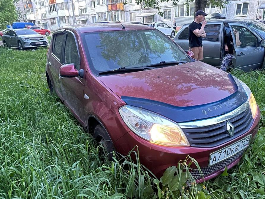 Renault Sandero I Пермь  - изображение 5