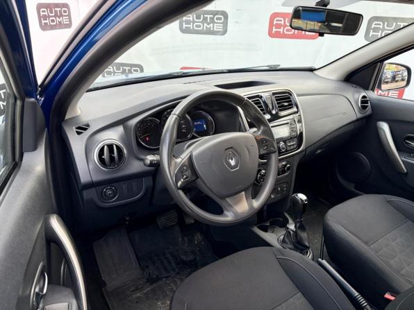 Renault Sandero II с пробегом 2015 года, цена 1 050 000 рублей, 70125 км, хэтчбек, Автокод Объявления