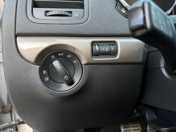 Skoda Yeti I Рестайлинг с пробегом 2014 года, цена 1 199 000 рублей, 242550 км, внедорожник, Автокод Объявления