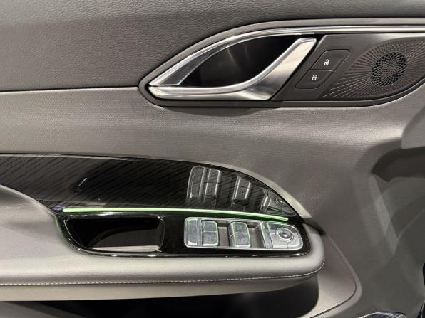 Hongqi HS3 с пробегом 2025 года, цена 2 890 000 рублей, 365 км, внедорожник, Автокод Объявления