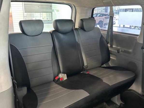 Hyundai H-1 II с пробегом 2008 года, цена 1 215 000 рублей, 244696 км, минивэн, Автокод Объявления