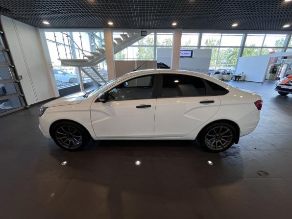Lada (ВАЗ) Vesta I с пробегом 2021 года, цена 991 000 рублей, 74450 км, седан, Автокод Объявления
