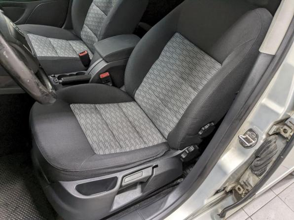 Skoda Octavia II (A5) Рестайлинг с пробегом 2012 года, цена 750 000 рублей, 289552 км, лифтбек, Автокод Объявления