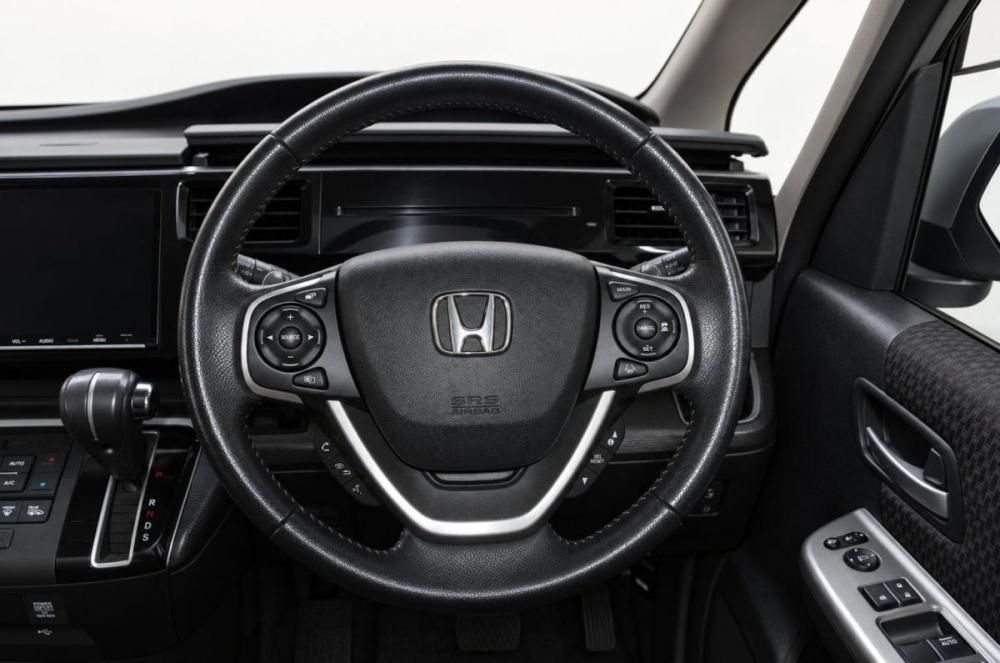 Honda Stepwgn V Рестайлинг Челябинск  - изображение 8