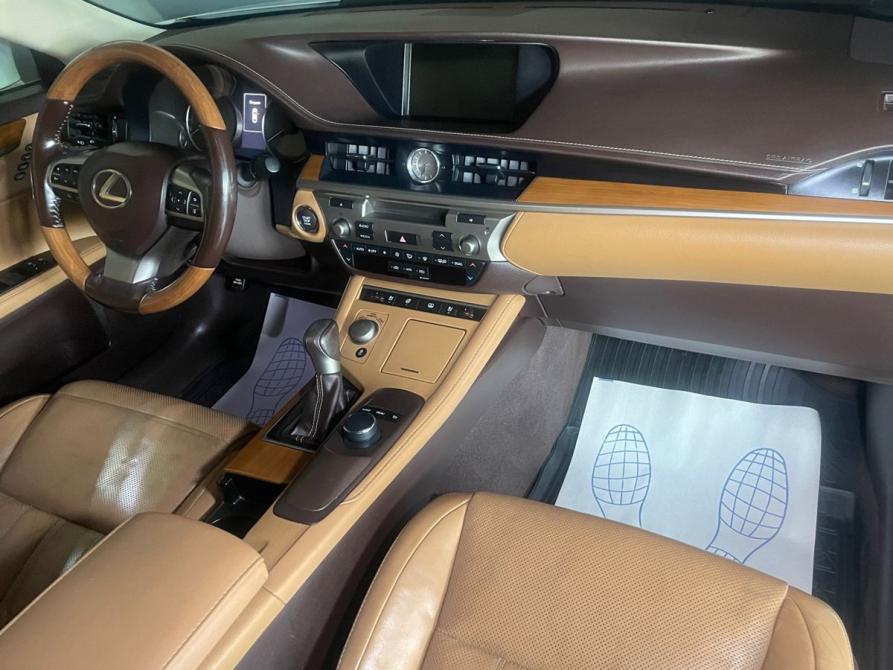 Lexus ES VI Рестайлинг Тверь  - изображение 11