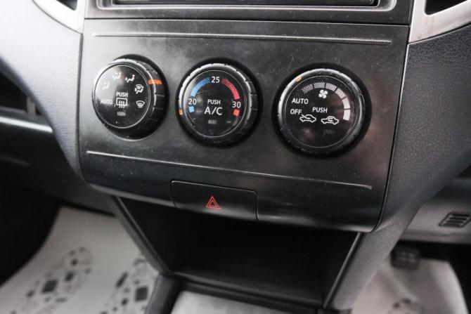 Nissan Wingroad II (Y11) Рестайлинг с пробегом 2005 года, цена 349 000 рублей, 244416 км, универсал, Автокод Объявления