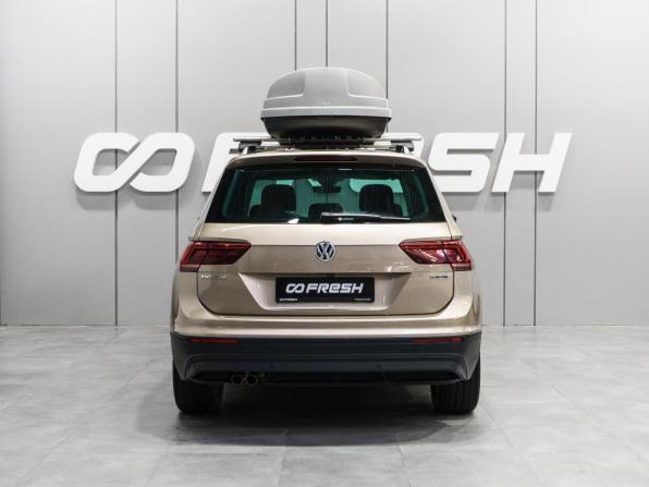 Volkswagen Tiguan II с пробегом 2020 года, цена 2 800 000 рублей, 89385 км, внедорожник, Автокод Объявления