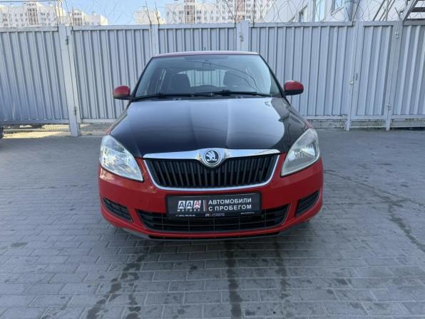 Skoda Fabia II Рестайлинг с пробегом 2013 года, цена 449 000 рублей, 297085 км, хэтчбек, Автокод Объявления
