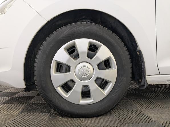 Skoda Rapid I Рестайлинг с пробегом 2019 года, цена 925 000 рублей, 117953 км, лифтбек, Автокод Объявления