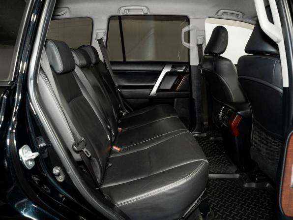 Toyota Land Cruiser Prado 150 Series Рестайлинг 1 с пробегом 2014 года, цена 3 149 500 рублей, 326443 км, внедорожник, Автокод Объявления