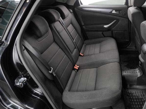 Ford Mondeo IV Рестайлинг с пробегом 2013 года, цена 900 000 рублей, 249488 км, седан, Автокод Объявления