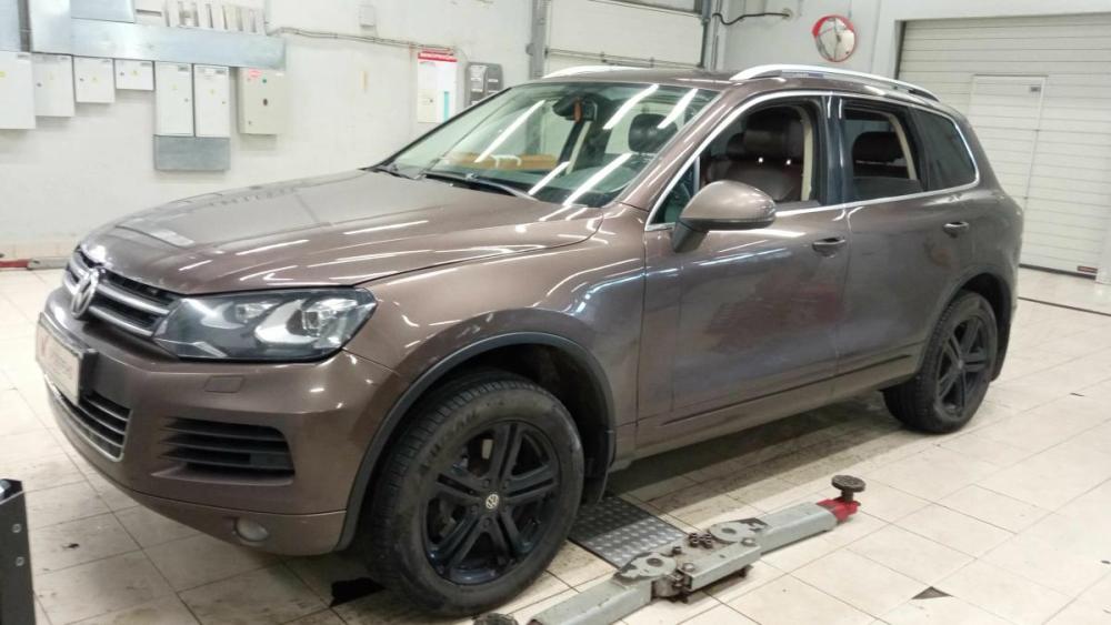 Volkswagen Touareg II Санкт-Петербург  - изображение 1