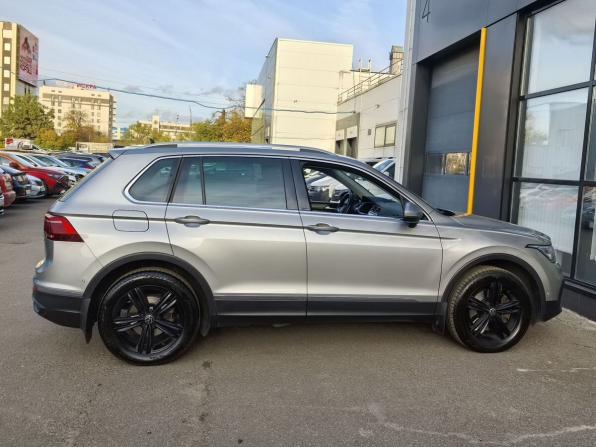 Volkswagen Tiguan II Рестайлинг с пробегом 2021 года, цена 2 950 000 рублей, 148702 км, внедорожник, Автокод Объявления