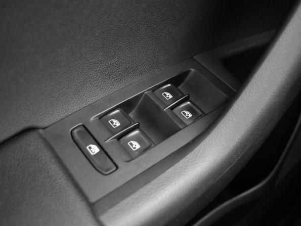Skoda Octavia III (A7) Рестайлинг с пробегом 2019 года, цена 1 415 200 рублей, 210244 км, лифтбек, Автокод Объявления