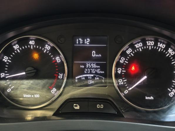 Skoda Rapid I с пробегом 2014 года, цена 815 000 рублей, 237527 км, лифтбек, Автокод Объявления
