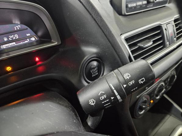 Mazda 3 II (BL) Рестайлинг с пробегом 2013 года, цена 1 025 000 рублей, 100000 км, хэтчбек, Автокод Объявления