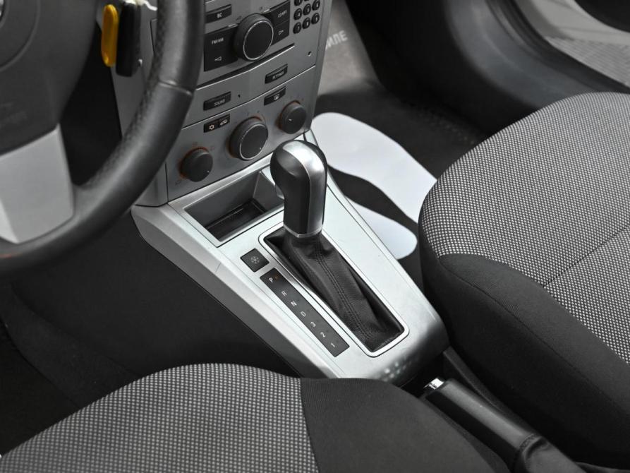 Opel Astra H Рестайлинг Москва  - изображение 11