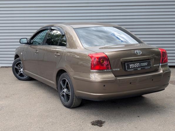 Toyota Avensis II Рестайлинг с пробегом 2006 года, цена 800 000 рублей, 275197 км, седан, Автокод Объявления