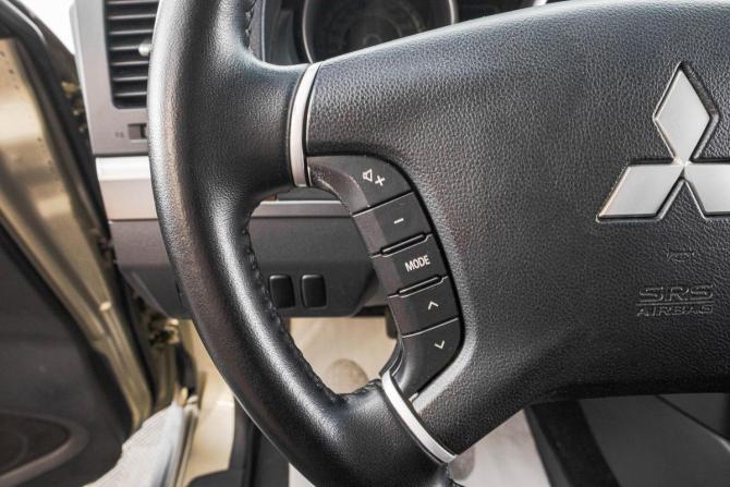 Mitsubishi Pajero IV с пробегом 2006 года, цена 1 649 000 рублей, 240000 км, внедорожник, Автокод Объявления