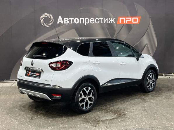 Renault Kaptur I с пробегом 2017 года, цена 1 470 000 рублей, 115166 км, внедорожник, Автокод Объявления