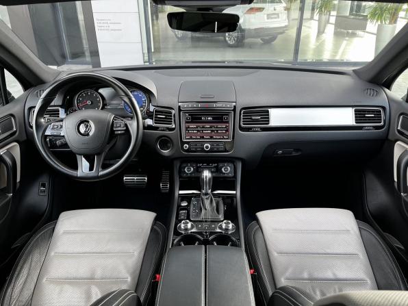 Volkswagen Touareg II Рестайлинг с пробегом 2017 года, цена 3 790 000 рублей, 90700 км, внедорожник, Автокод Объявления