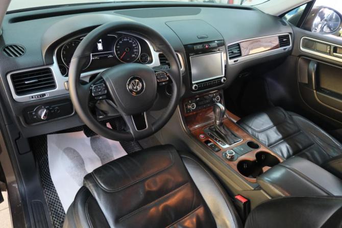 Volkswagen Touareg II с пробегом 2013 года, цена 1 899 000 рублей, 316000 км, внедорожник, Автокод Объявления