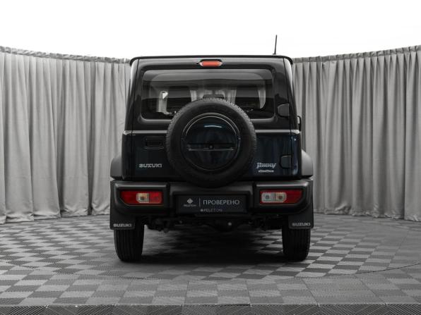 Suzuki Jimny IV с пробегом 2021 года, цена 3 580 000 рублей, 4476 км, внедорожник, Автокод Объявления