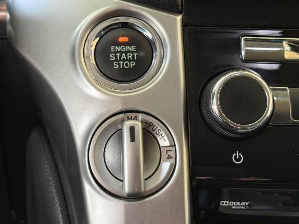 Toyota Land Cruiser 200 Series Рестайлинг 1 с пробегом 2015 года, цена 4 280 000 рублей, 161000 км, внедорожник, Автокод Объявления