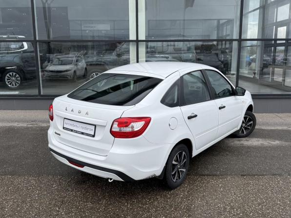Lada (ВАЗ) Granta I Рестайлинг с пробегом 2021 года, цена 695 000 рублей, 81714 км, лифтбек, Автокод Объявления