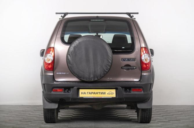 Chevrolet Niva I Рестайлинг с пробегом 2018 года, цена 959 000 рублей, 14600 км, внедорожник, Автокод Объявления