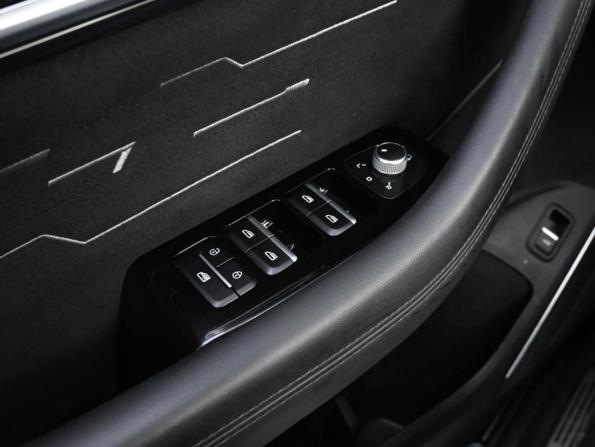 Geely Monjaro I с пробегом 2024 года, цена 3 649 000 рублей, 9009 км, внедорожник, Автокод Объявления