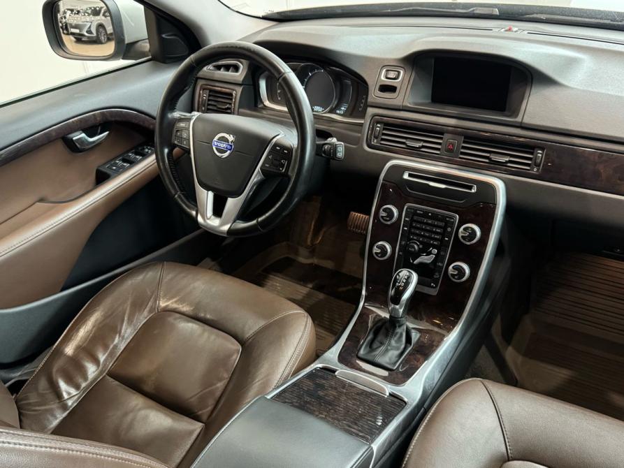 Volvo XC70 II Рестайлинг Санкт-Петербург  - изображение 18