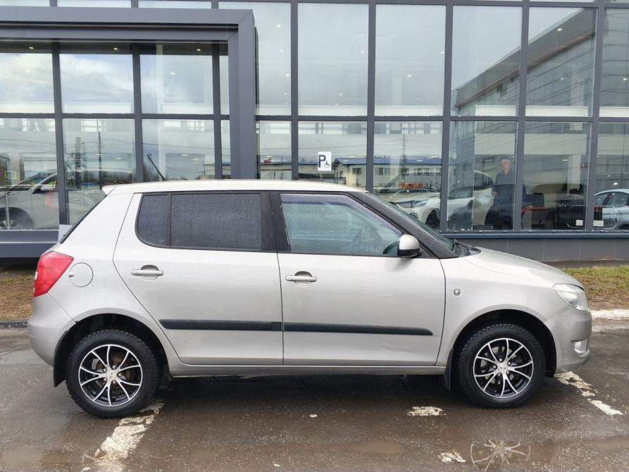 Skoda Fabia II Рестайлинг Москва  - изображение 4