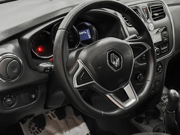 Renault Logan II Рестайлинг с пробегом 2019 года, цена 960 300 рублей, 91372 км, седан, Автокод Объявления