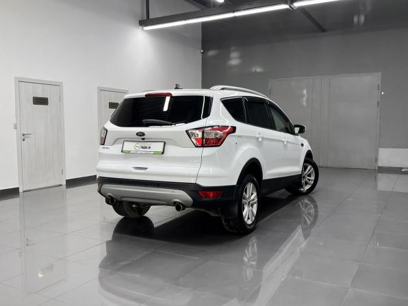 Ford Kuga II Рестайлинг с пробегом 2019 года, цена 1 760 000 рублей, 142864 км, внедорожник, Автокод Объявления