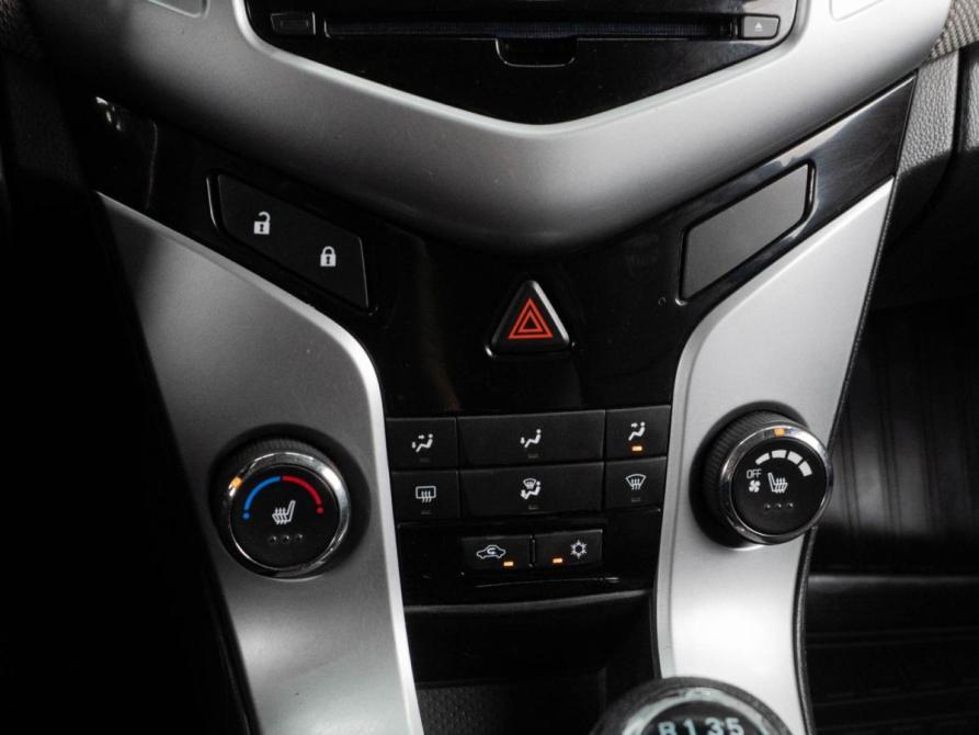 Chevrolet Cruze I Тюмень  - изображение 15