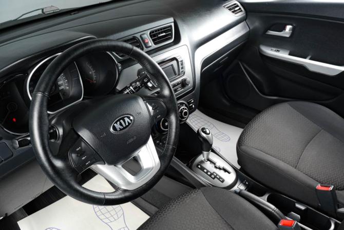 Kia Rio III с пробегом 2014 года, цена 959 000 рублей, 106700 км, хэтчбек, Автокод Объявления