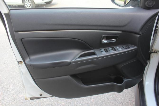 Mitsubishi ASX I с пробегом 2012 года, цена 897 000 рублей, 195621 км, внедорожник, Автокод Объявления