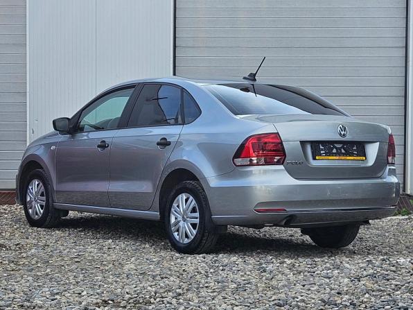 Volkswagen Polo V Рестайлинг с пробегом 2018 года, цена 999 000 рублей, 107200 км, седан, Автокод Объявления