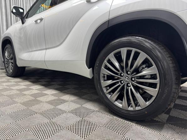 Toyota Highlander IV (XU70) с пробегом 2026 года, цена 5 140 000 рублей, 15 км, внедорожник, Автокод Объявления