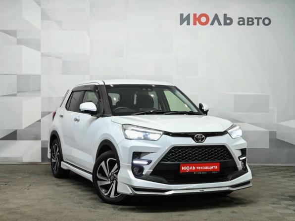 Toyota Raize I с пробегом 2020 года, цена 1 900 000 рублей, 34207 км, внедорожник, Автокод Объявления