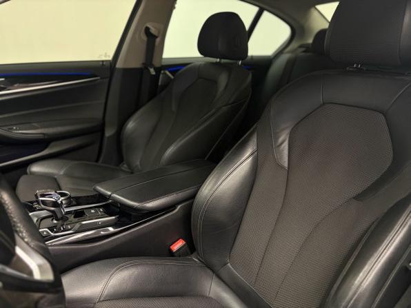 BMW 5 серии VII (G30/G31/G38) с пробегом 2019 года, цена 3 299 000 рублей, 122180 км, седан, Автокод Объявления